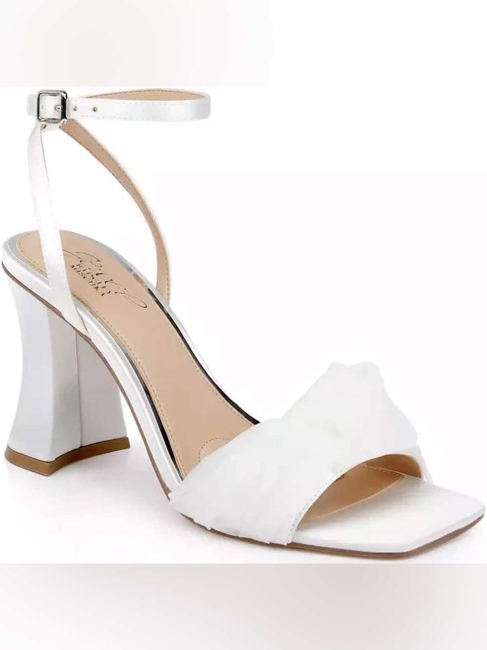 NWT Badgley Mischka 🤍Fayola Satin Ankle Strap Sandals ivory size 9.5